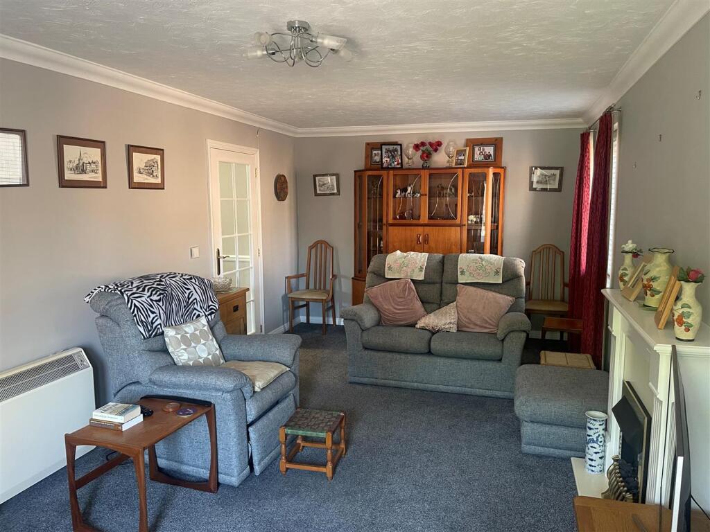 Castle Lodge, Chippenham photo 4