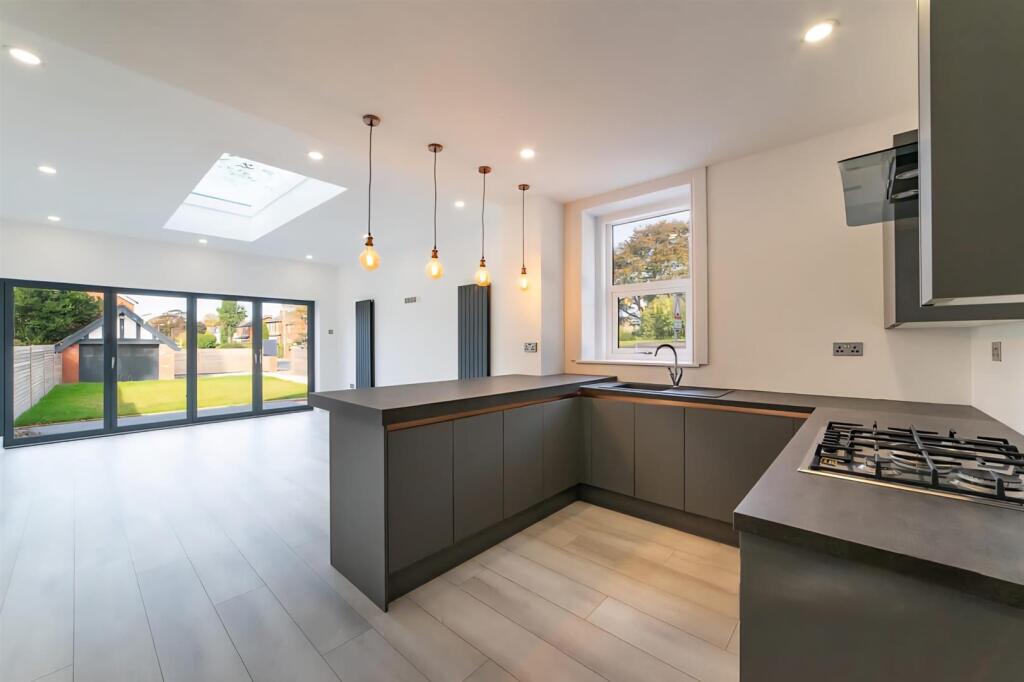 Ribbleton Avenue, Ribbleton, Preston - View 2