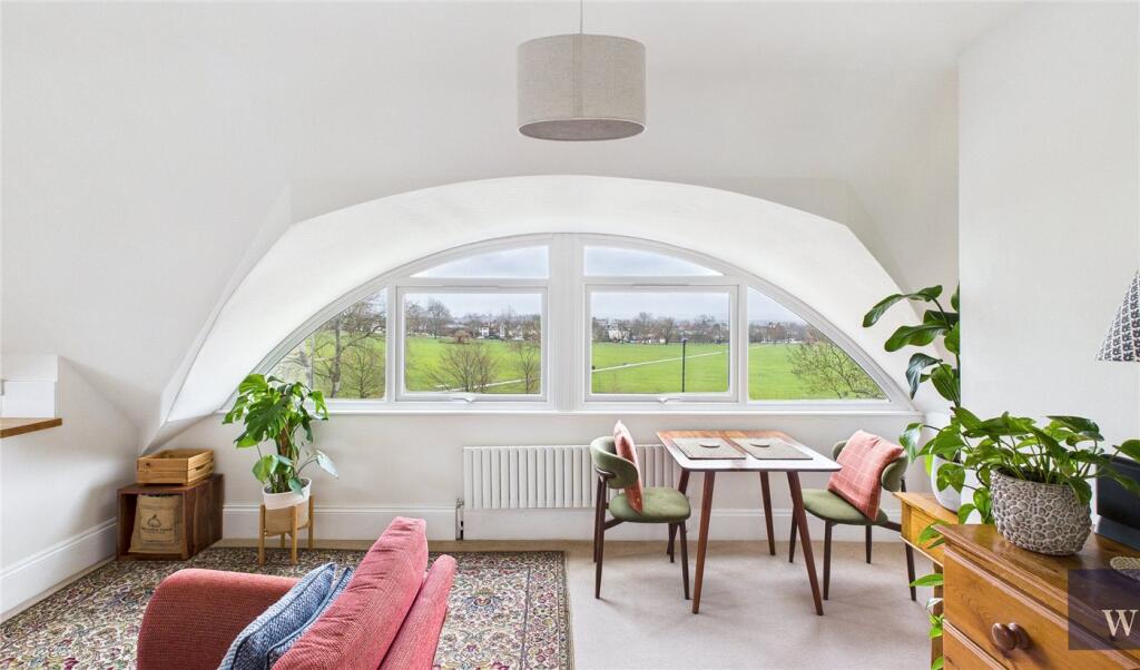 Main image of property: Streatham Common North, London, SW16