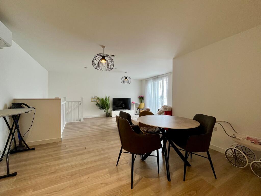 Main image of property: Broadway, Peterborough, PE1