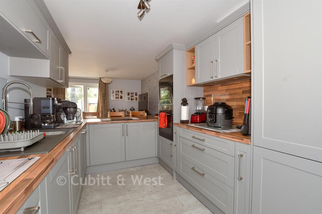 House in Arun, Wick, Littlehampton - View 3