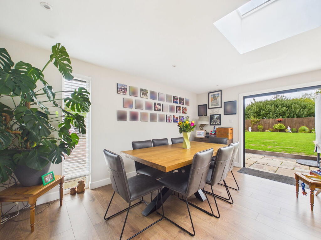 House in Redhill - More