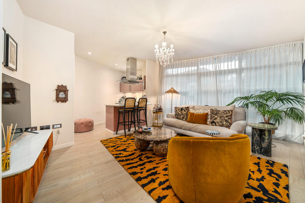 Main image of property: Kingfisher House, Battersea Reach