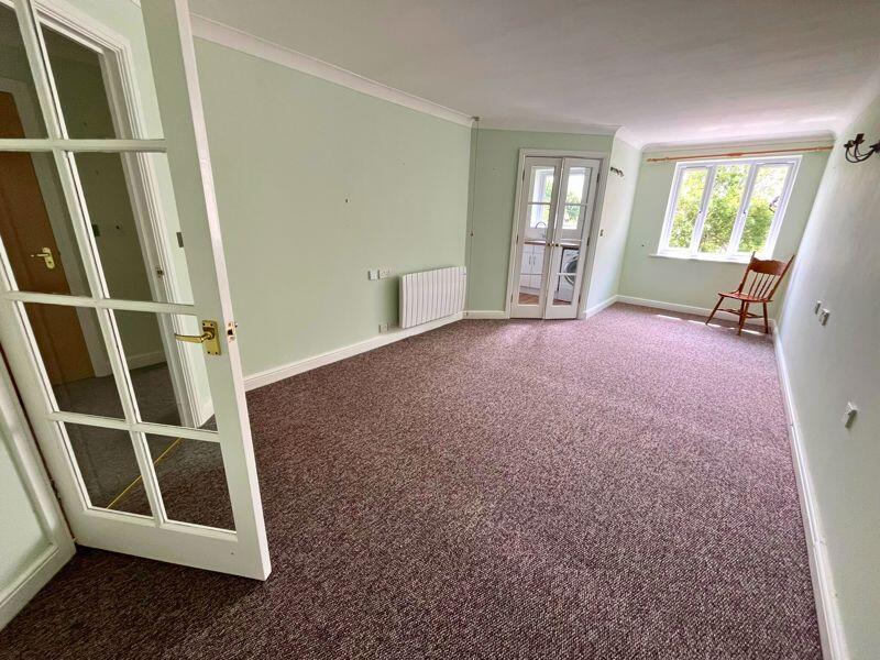 Mallard Court, West Mills, Newbury - View 5