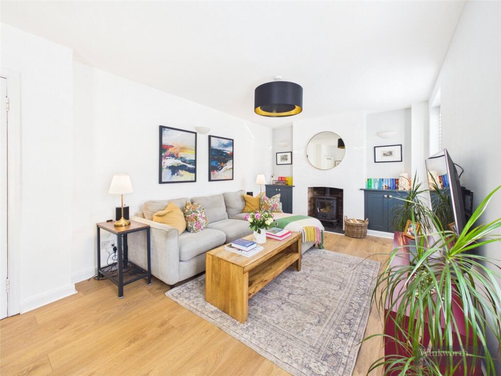 House in London, Berrylands - View 5