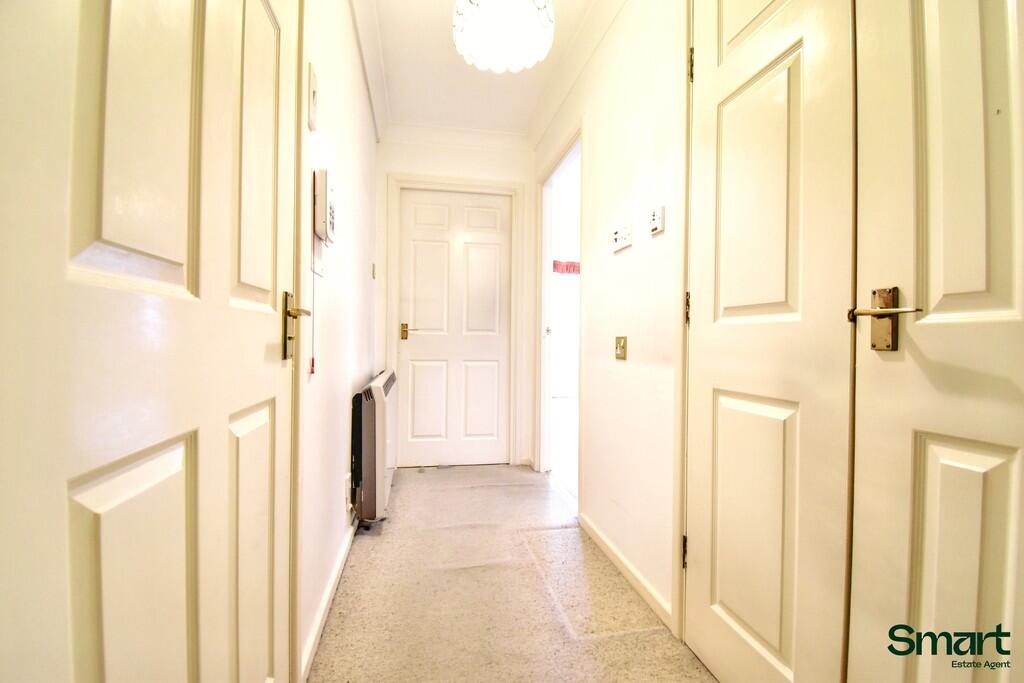 Apartment in Exeter, Devon - View 3