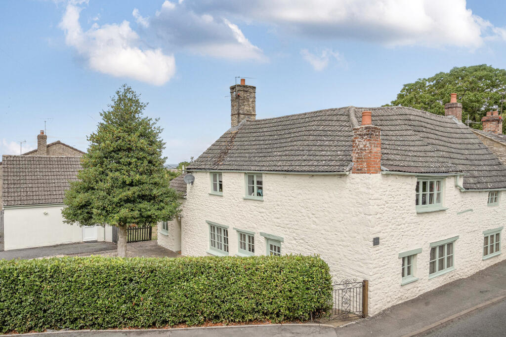 Main image of property: High Street, Blunsdon, Wiltshire, SN26