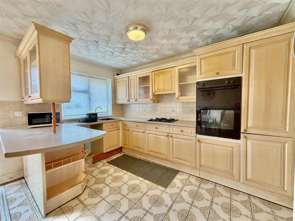 Main image of property: Clevedon Gardens, Hounslow, TW5