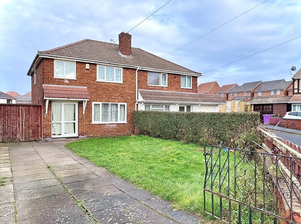 3-bed semi-detached on Broadmoor Road, Bilston, WV14 0RP, £220,000