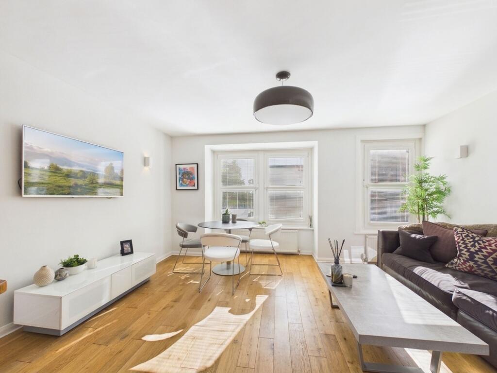 Apartment in London - View 5