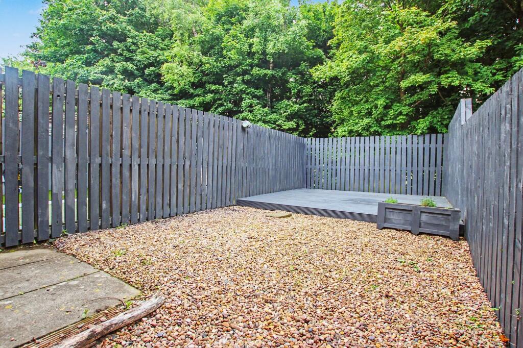 Fintry Avenue, Deans, EH54 - View 5