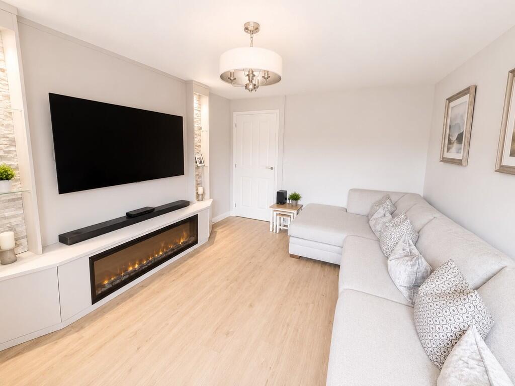 Meadowlands, Allerton, Bradford photo 2