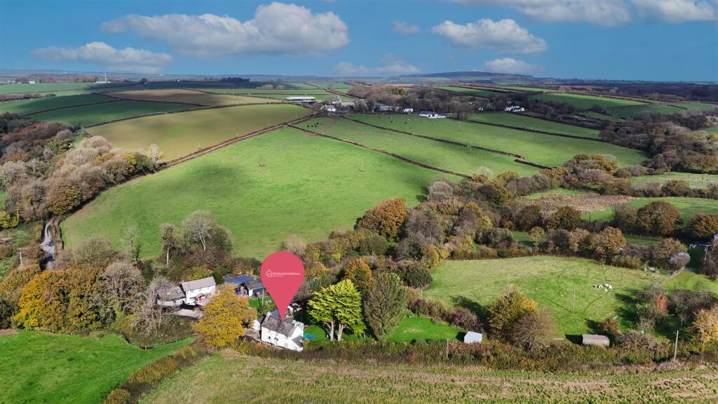 5-bed detached on East Putford, Holsworthy, £550,000