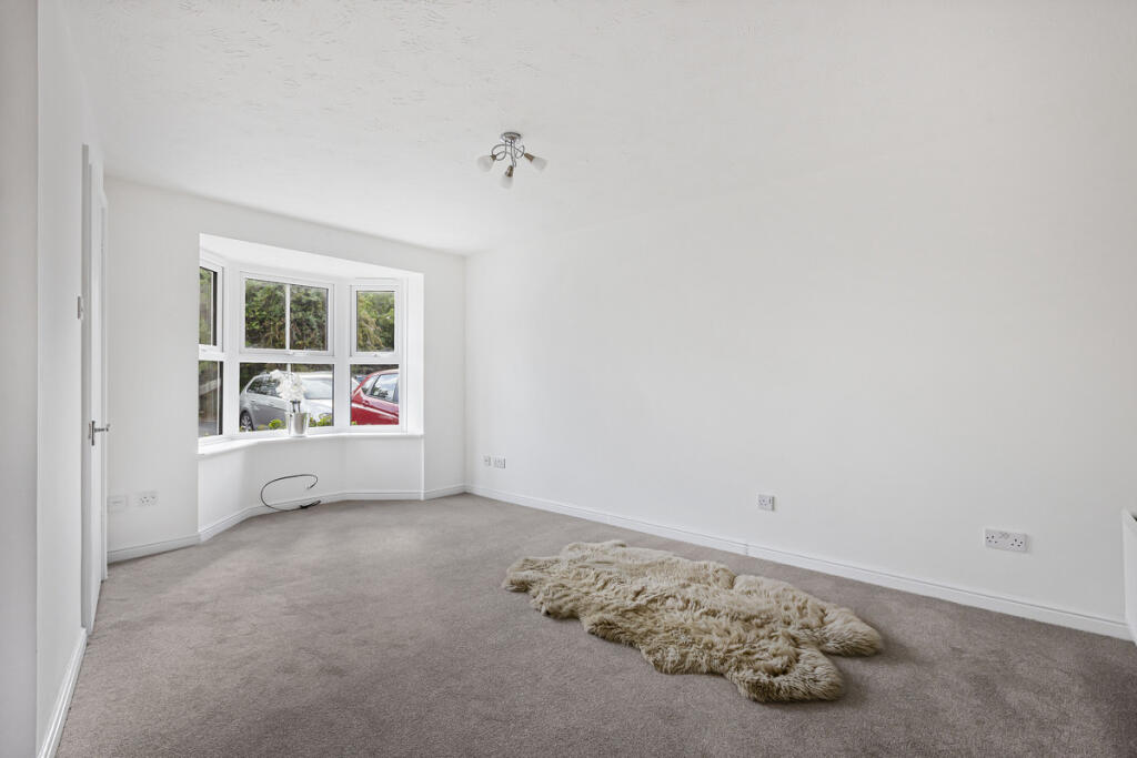 House in South Oxfordshire, Ladygrove, Didcot - View 4