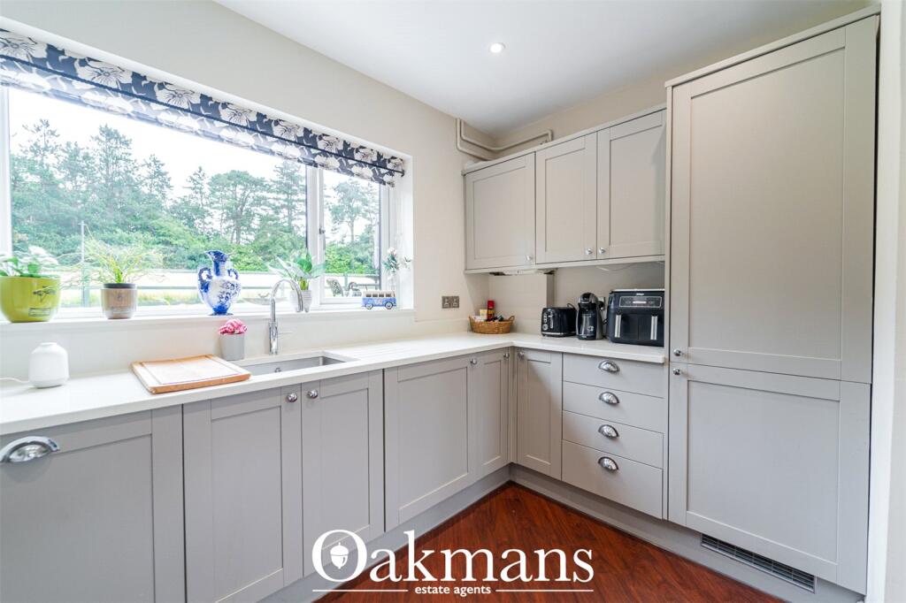Old Birmingham Road, Bromsgrove, B60 photo 3
