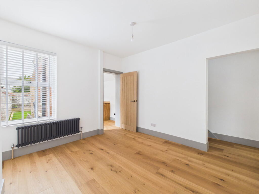House in Worthing, West Worthing - View 4