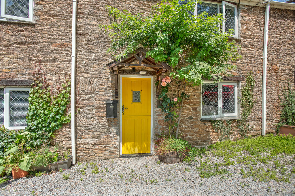 Main image of property: Primrose Cottage, Efford Farm, Yealmpton, Plymouth, Devon