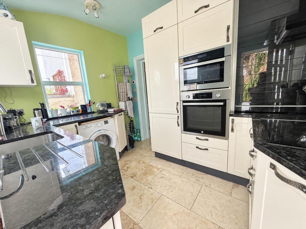House in Torquay - View 5