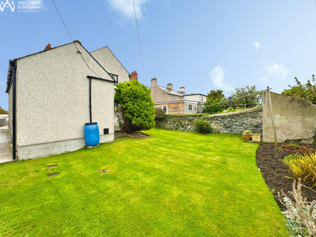 Station Road, Valley, Anglesey, LL65 photo 3