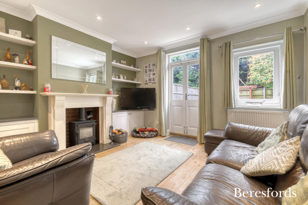 Larkin Close, Hutton, CM13 - View 2