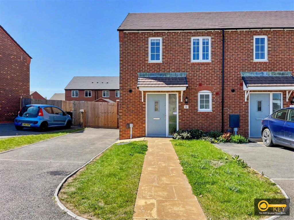 Main image of property: Winnowing Way, Nuneaton