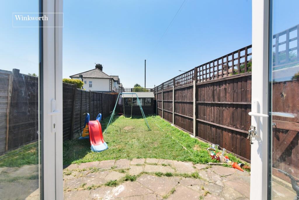 Abbotts Road, Cheam, Sutton, SM3 photo 4