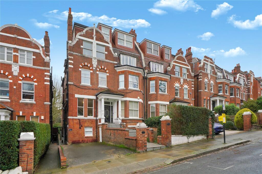 Apartment in London - View 3