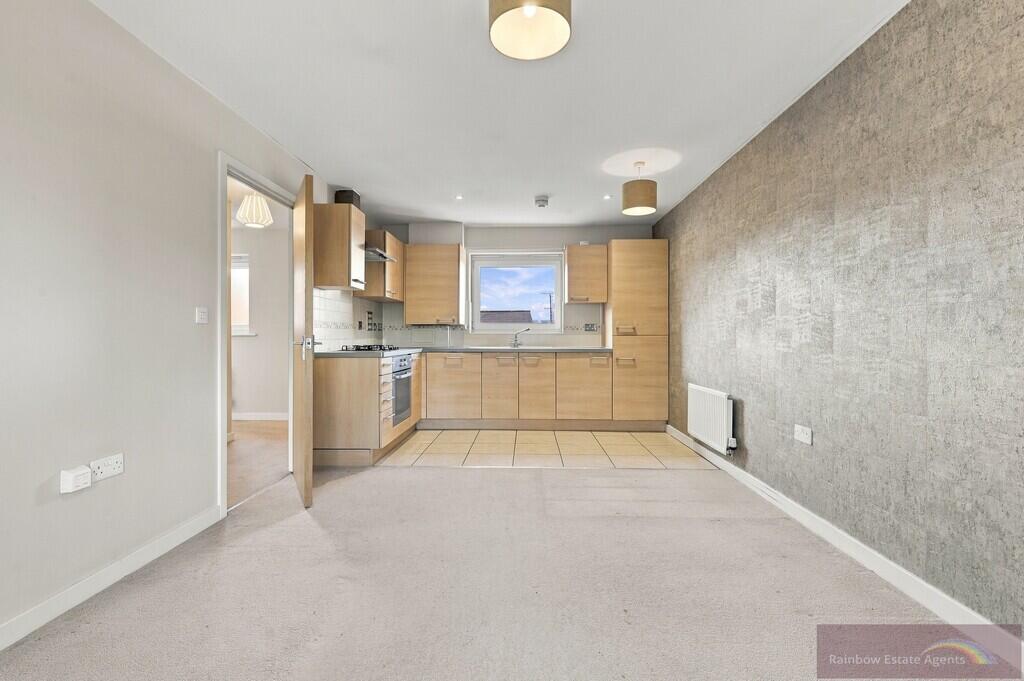 Apartment in Chelmsford - View 3
