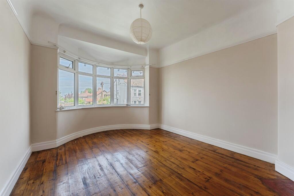 House in Wirral, Liverpool City Region - View 3