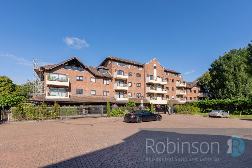 Apartment in Slough