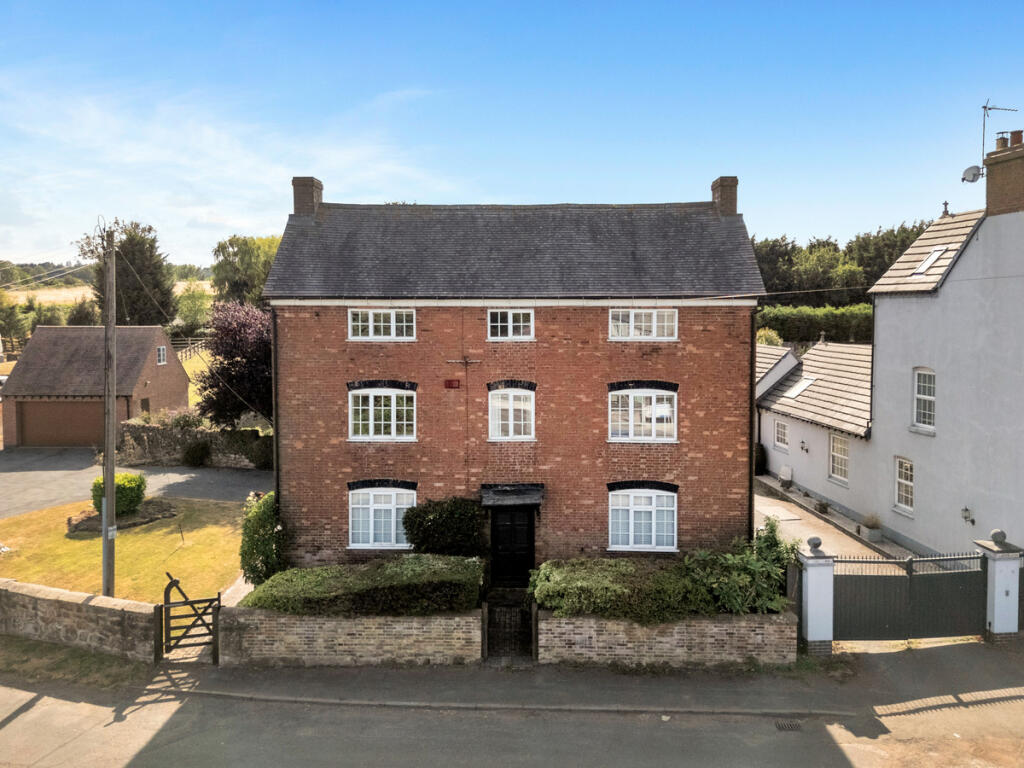 Main image of property: Tamworth Road, Corley, CV7 8BP
