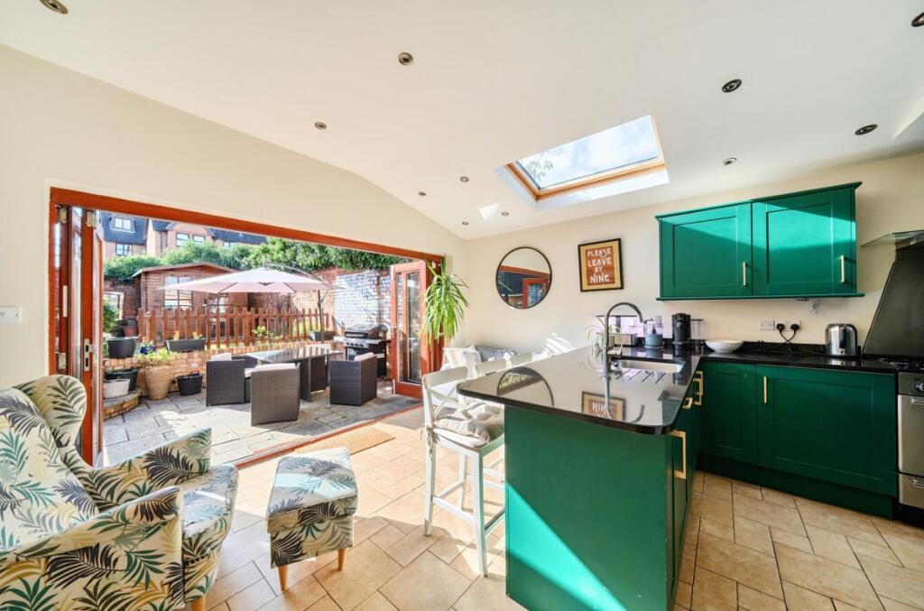 House in Bedford, Castle - View 4