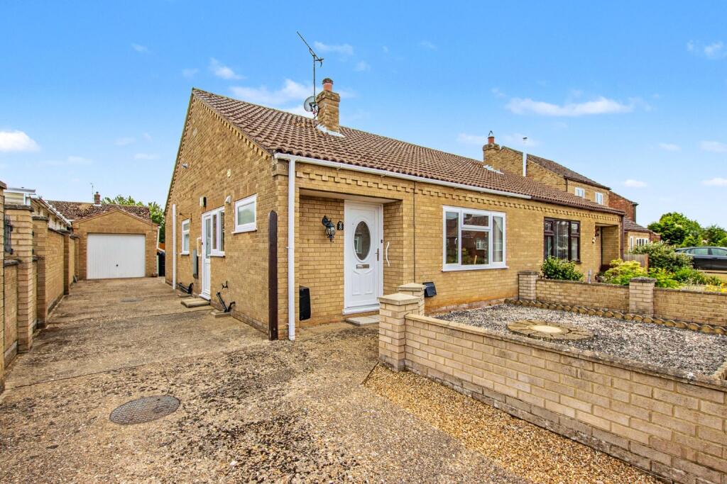 Main image of property: Earl Close, Dersingham