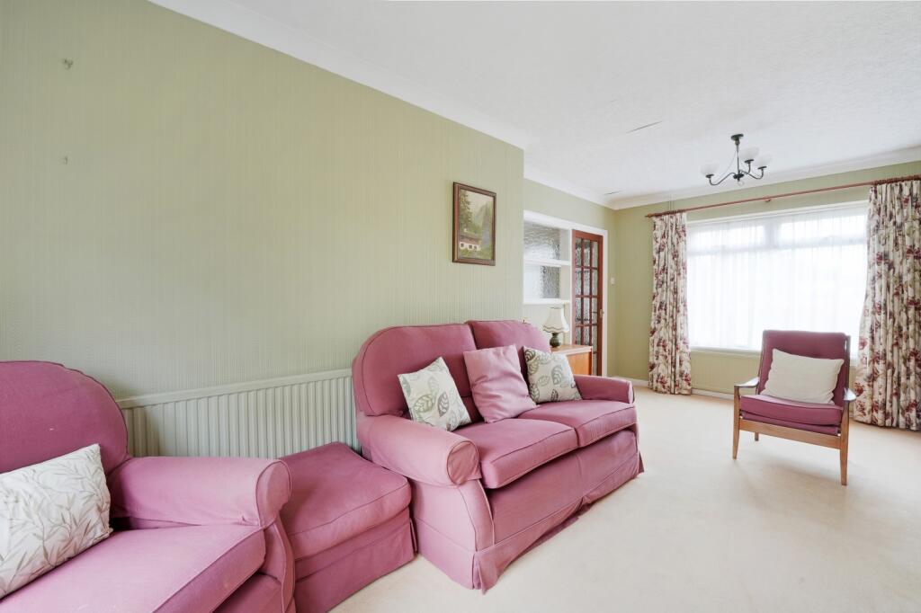 House in Sheffield, Bradway - More