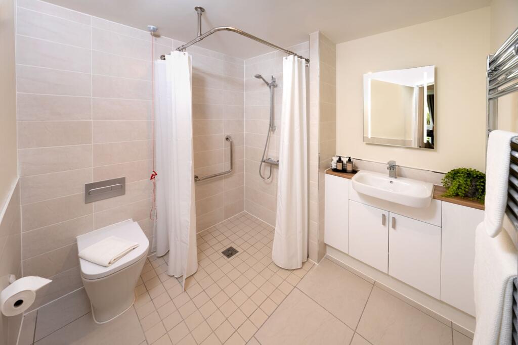 Apartment in Scarborough, North Yorkshire - View 4