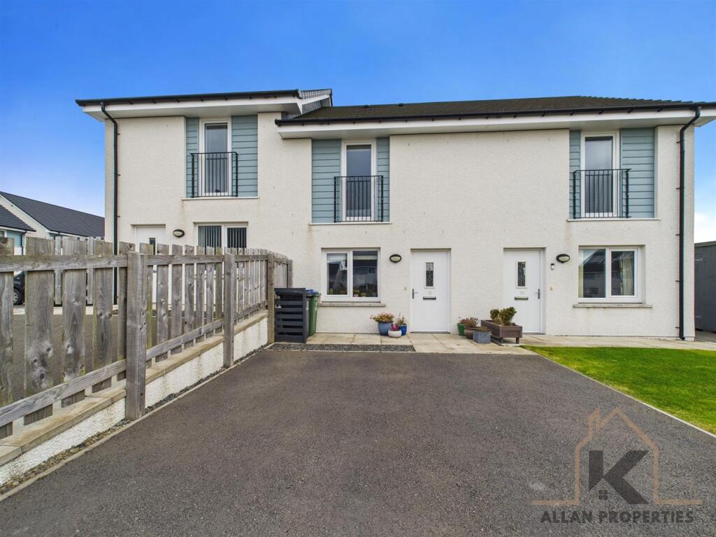 Main image of property: 15 Gold Drive, Kirkwall, KW15 1HH