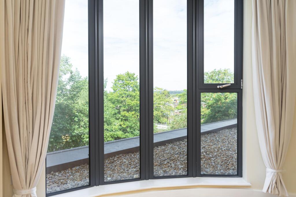 Apartment in Dartford - View 4