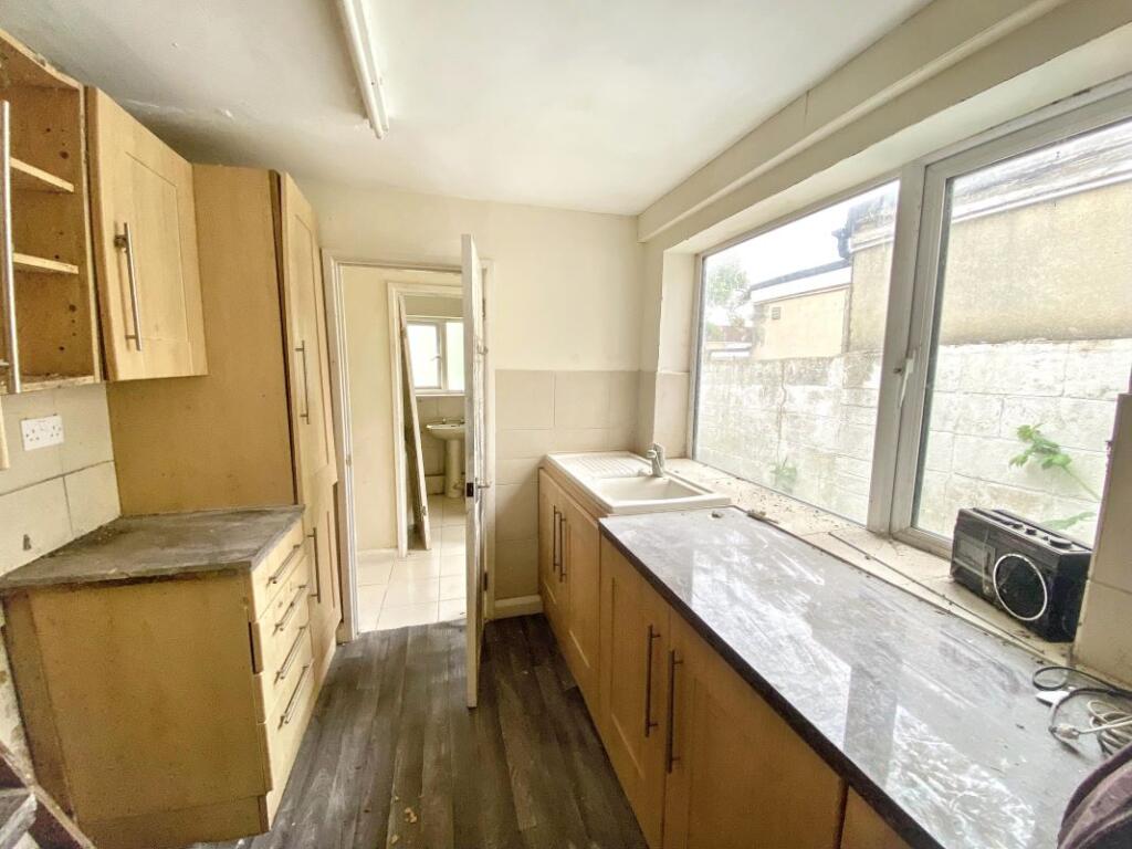 House in Swindon, Ferndale - View 4