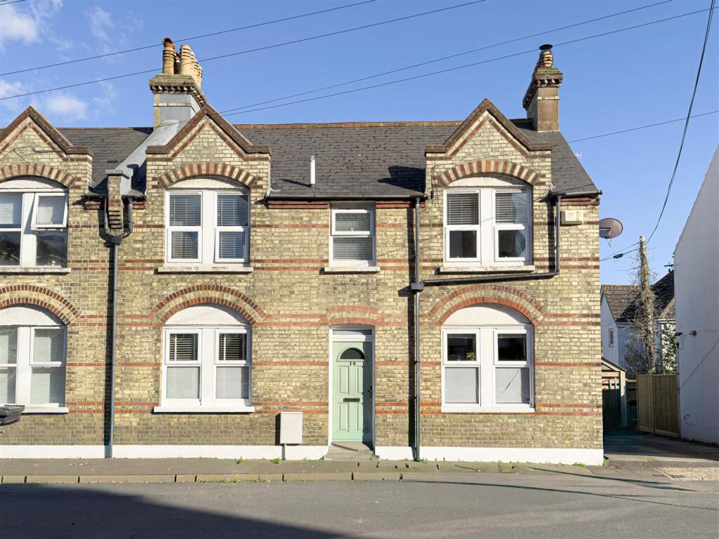 Main image of property: Commercial Road, Eastbourne, BN21 3XE