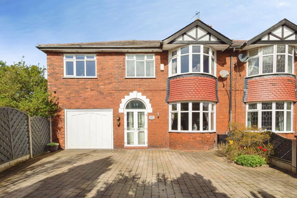 Main image of property: Balmoral Avenue, Audenshaw, Manchester, Greater Manchester, M34