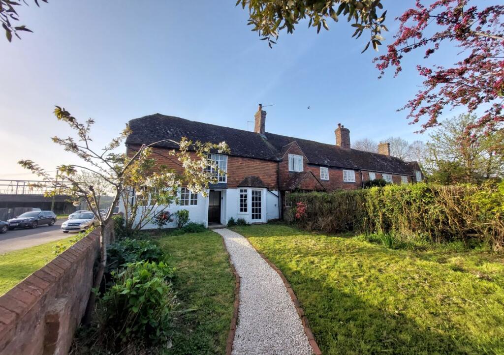 Main image of property: Chantlers, Village Street, Ewhurst Green, Robertsbridge, TN32 5TD