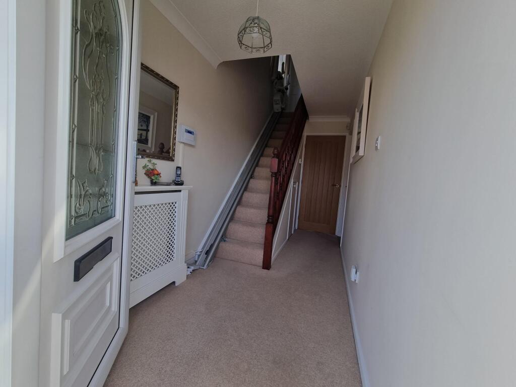 House in Hull, Bilton Grange - View 3