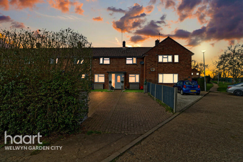 Additional image 25 of Ross Close, Hatfield