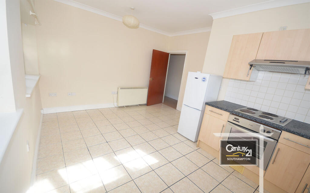 Apartment in Southampton, Bevois Mount, Portswood Park - View 3