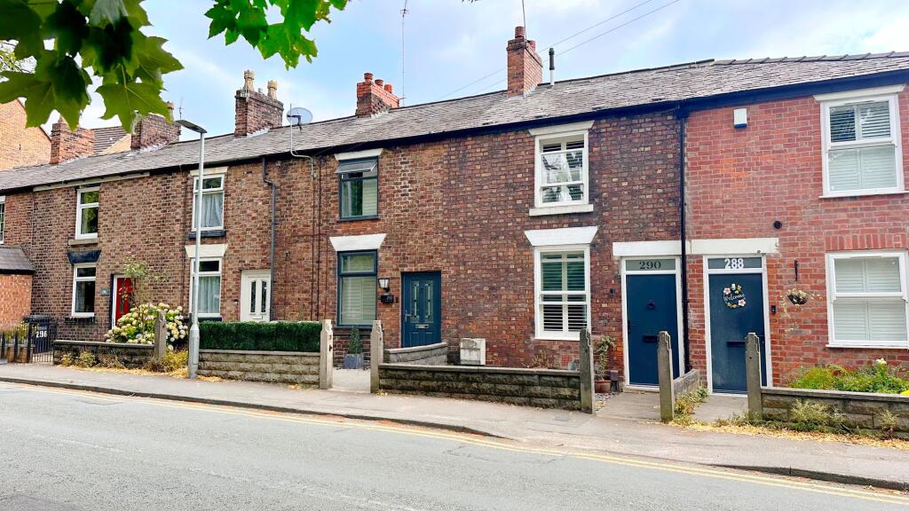 Main image of property: 290 Park Lane, Poynton, SK12