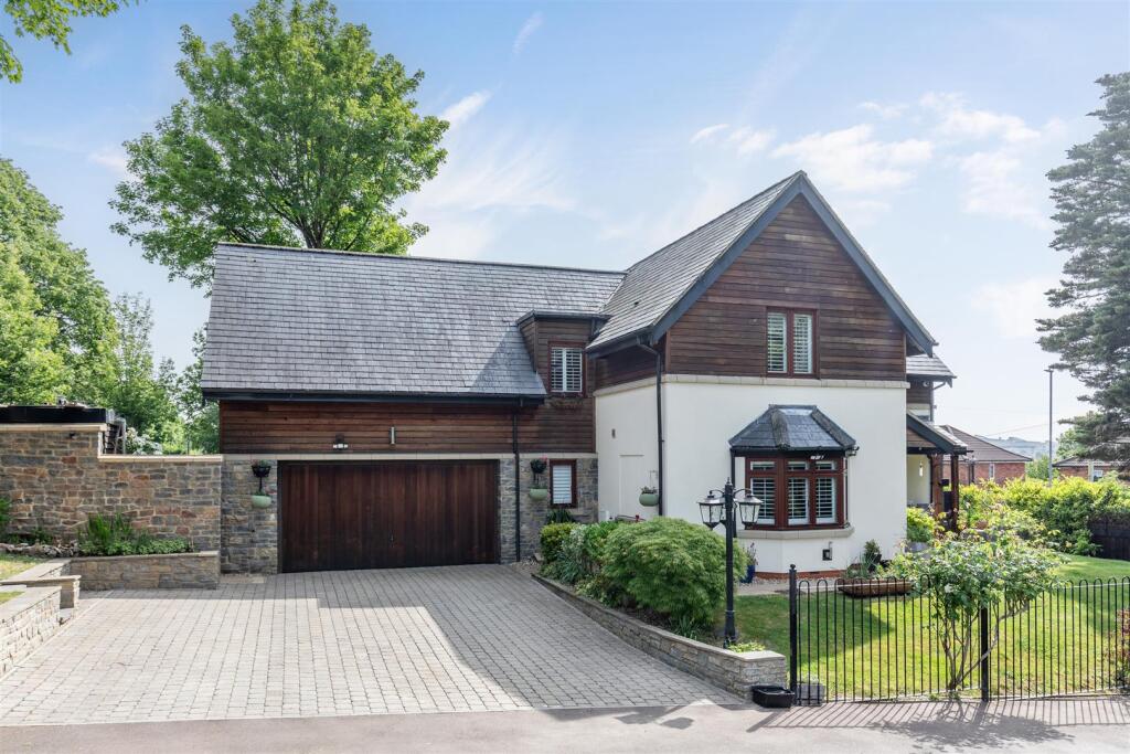 Main image of property: Carriage Drive, BS10