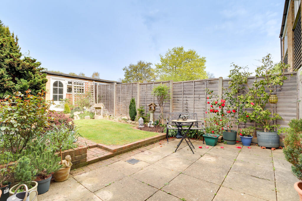 Additional image 10 of New House Park, St Albans, AL1