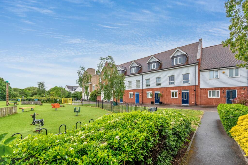 House in Canterbury, Barracks - View 2