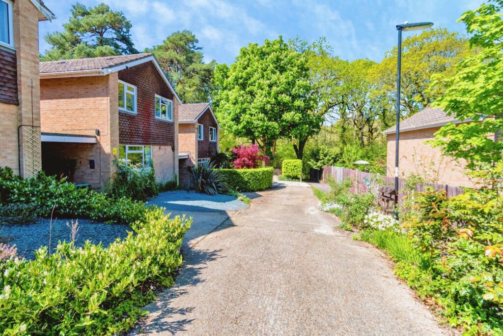 Main image of property: Sandpiper Road, Southampton, SO16