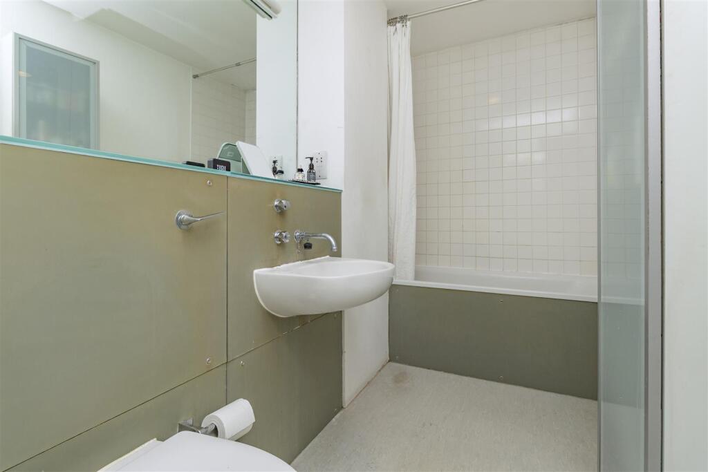 2 bedroom house for rent